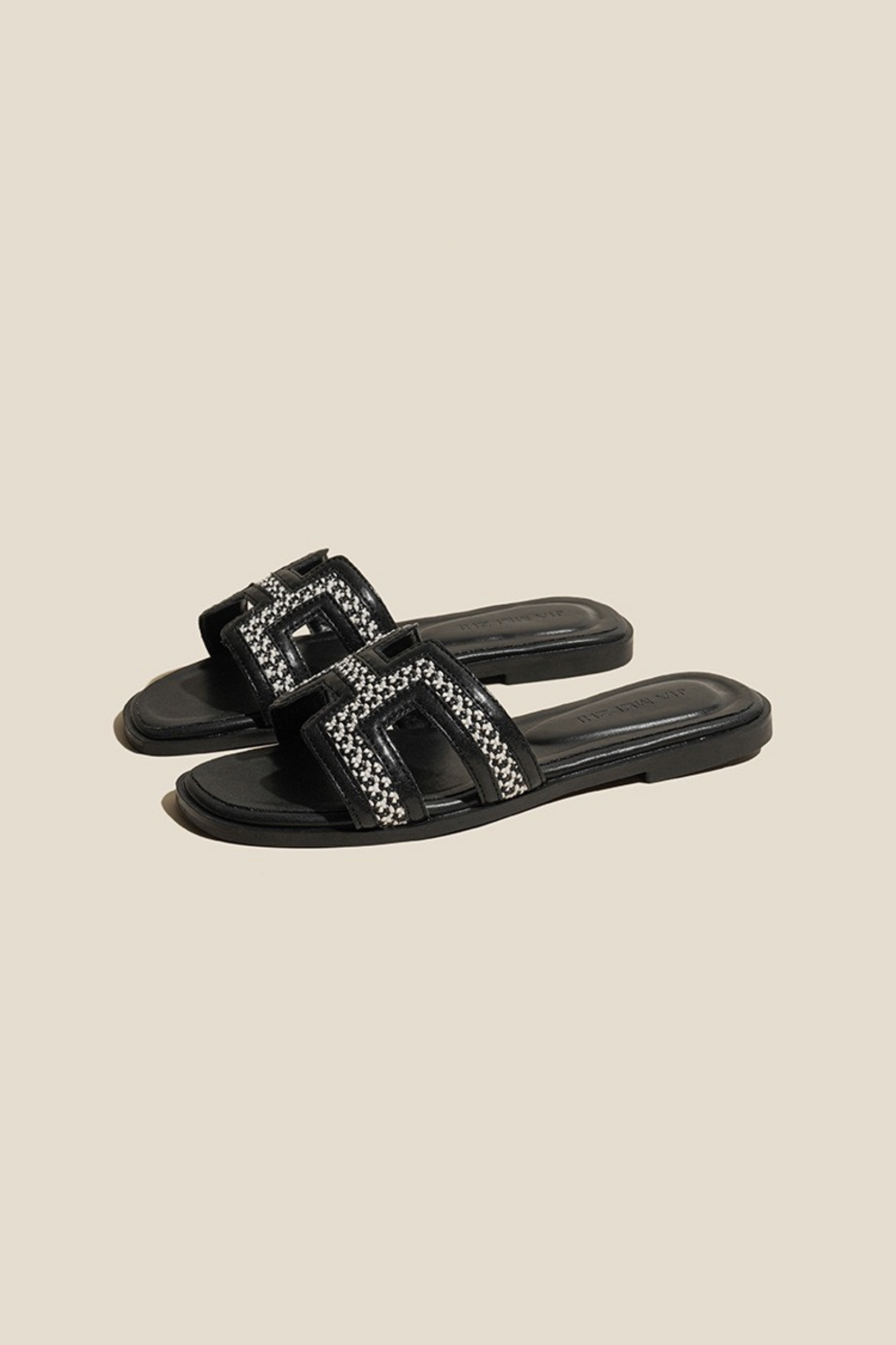 LILLY - Slides